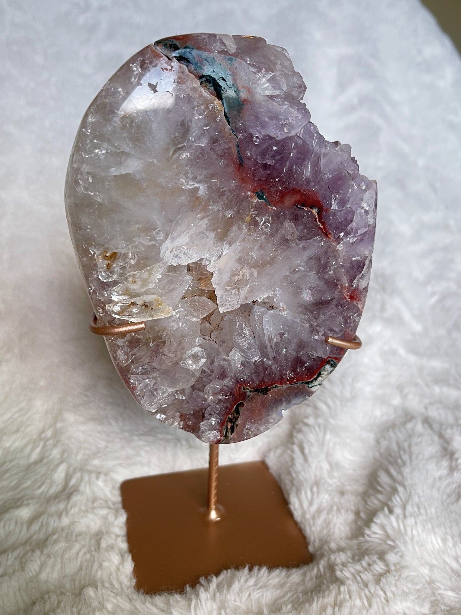 Crystals on stands